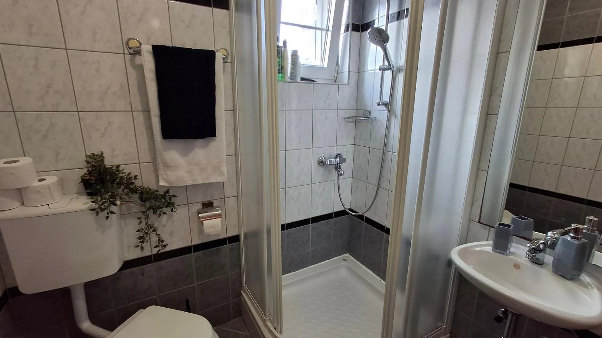 Blue Ivy Apartment Vrh  0*, Vrh (Krk) Croatia